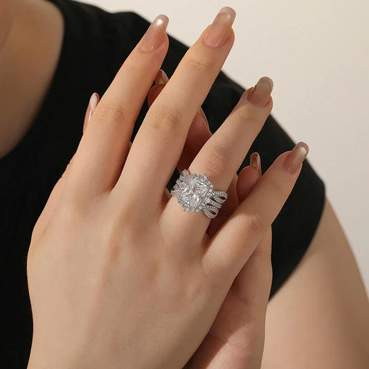 ANILLO RADIANTE DINAMITA 2 EN 1 — ELEGANCIA Y BRILLO QUE ENAMORAN
