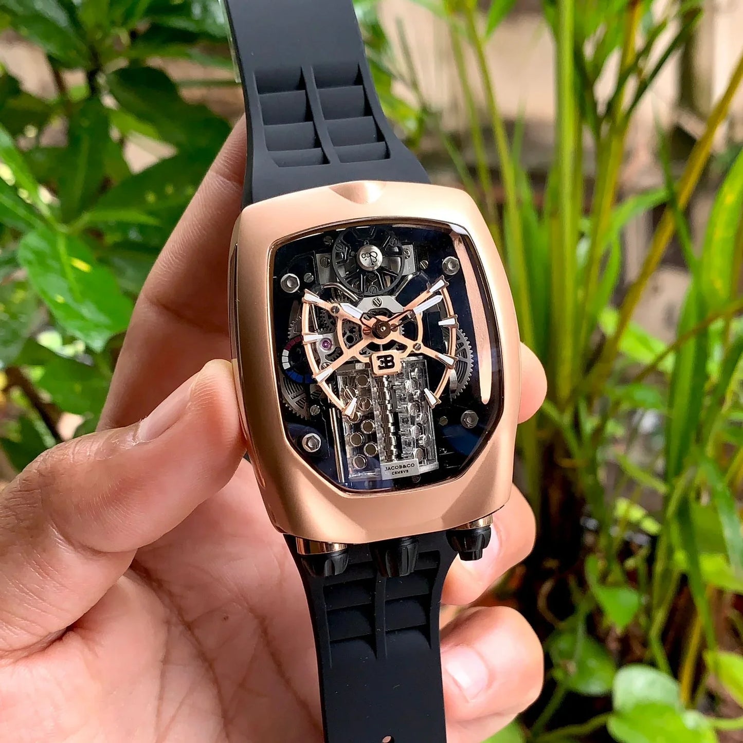 BUGATTI CHIRON TOURBILLON – RELOJ DE ALTA GAMA INSPIRADO EN EL LUJO Y LA VELOCIDAD