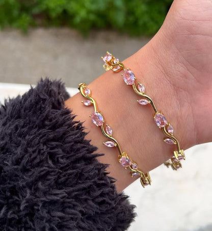 PULSERA FLORES ETERNAS — ELEGANCIA DELICADA QUE ENAMORA